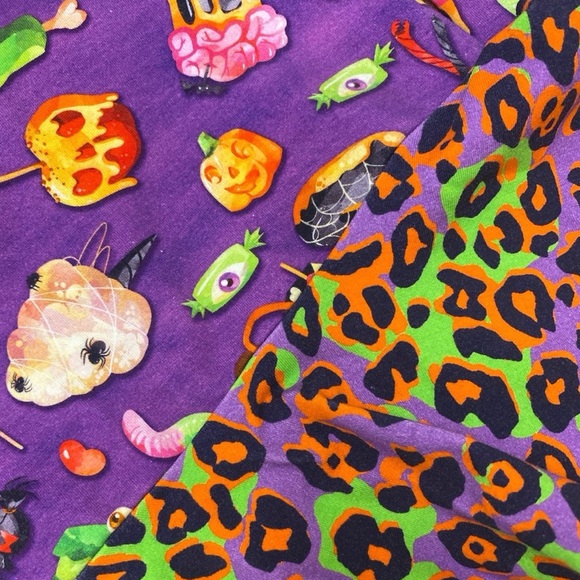 SOLD Halloween Peplum 3T/4T - Picture 5 of 5